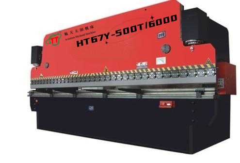 HT67Y系列數(shù)顯液壓折彎機